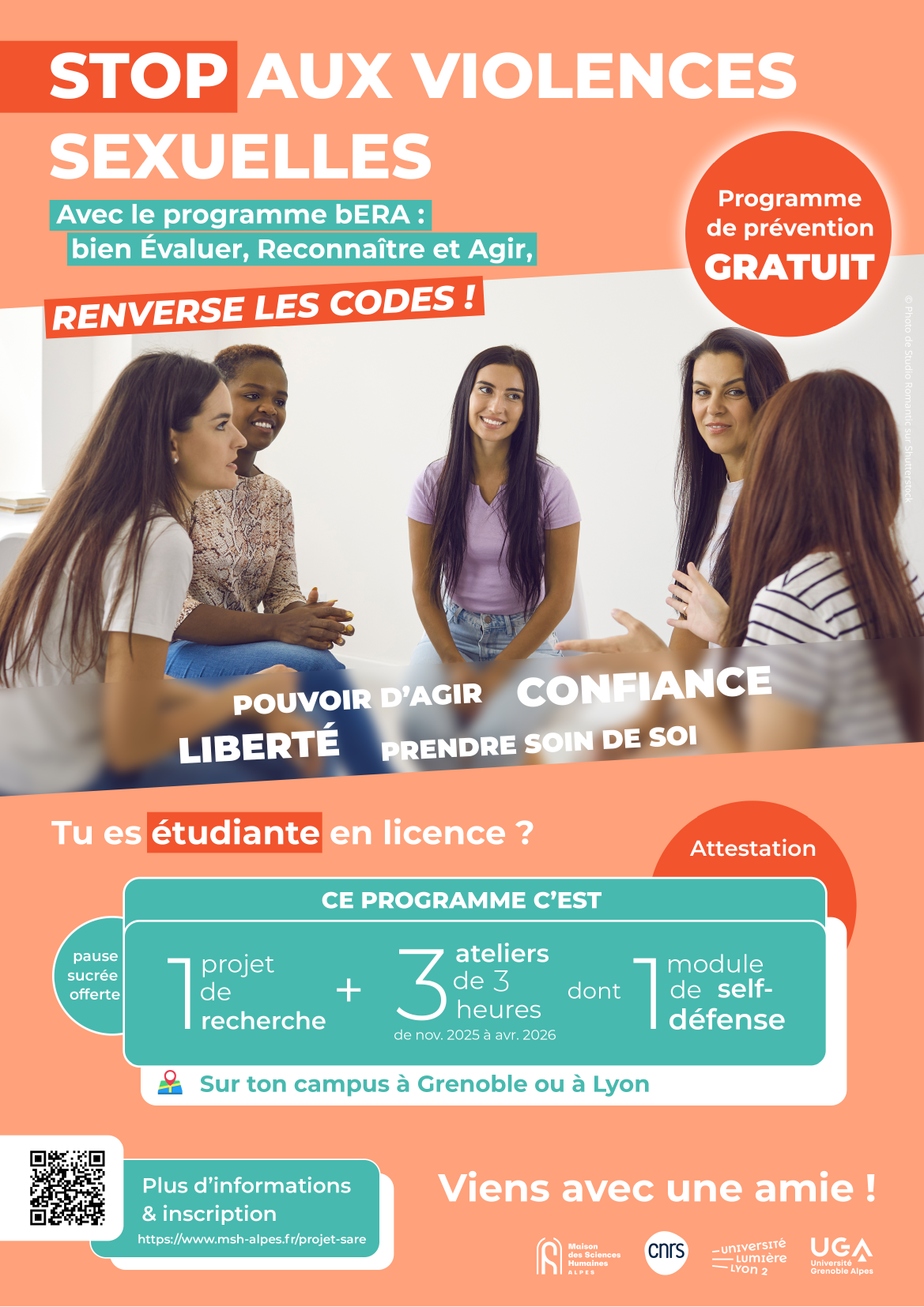 Affiche avec une photo d'étudiantes en train de parler